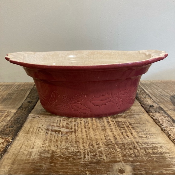 Vintage France Appolia Covered Casserole Dish Red Holly Berry Christmas Fall - Picture 14 of 16